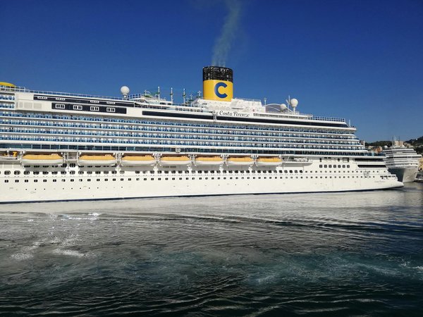 Essential guide for parents: navigating the london underground with toddlers stress-free