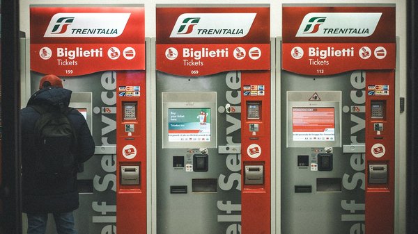 What Are the Must-Have Experiences on a UK Cruise Tour?