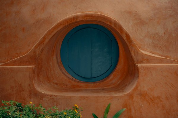 Discover the top uk cruises featuring captivating guided tours of iconic historic lighthouses